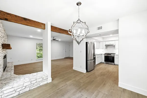 $3,300 | 6202 Laurel Valley Drive, Unit B, Austin, TX 78731