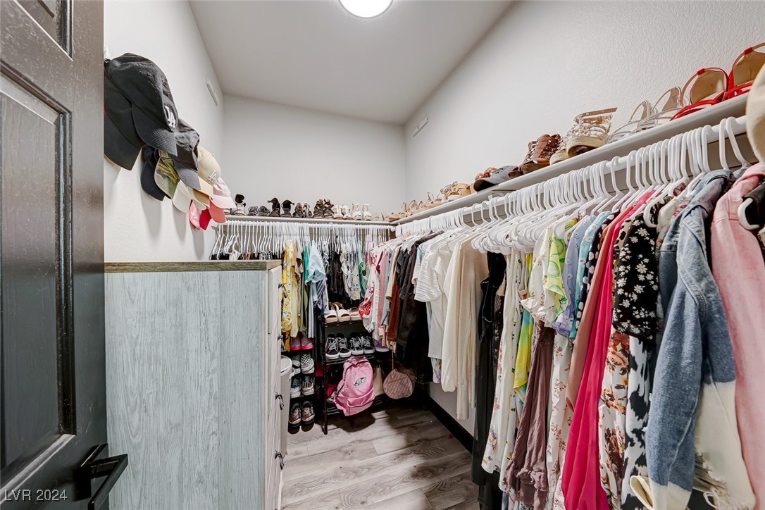 7702 Hampton Willows Lane Las Vegas, NV 89113 - Photo 22 of 38 CUSTOM REMODEL! 7702 Hampton Willows Las Vegas NV