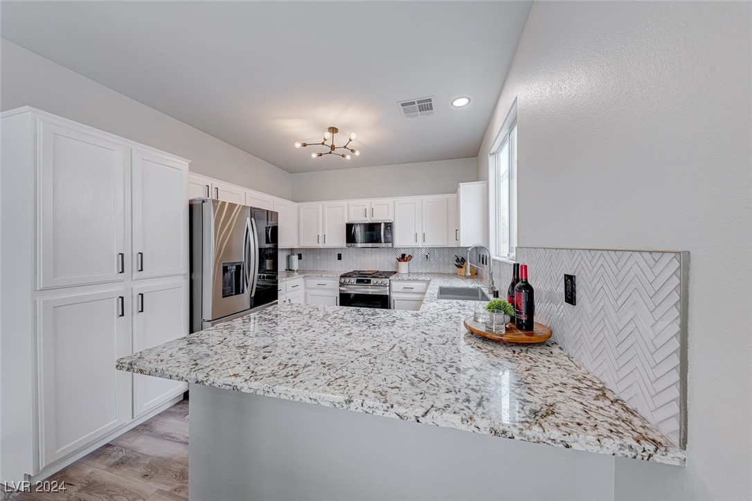 7702 Hampton Willows Lane Las Vegas, NV 89113 - Photo 5 of 38 CUSTOM REMODEL! 7702 Hampton Willows Las Vegas NV