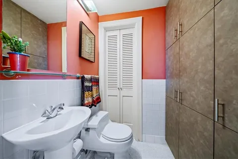 $440,000 | 4618 Warwick Boulevard, Unit 7A, Kansas City, MO 64112