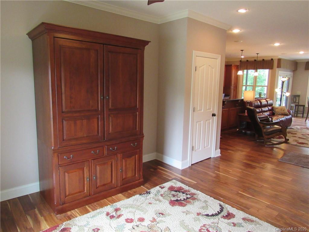 2010 Marina Pointe Road Salisbury, NC 28146 - Photo 14 of 38 Gallery Image 14