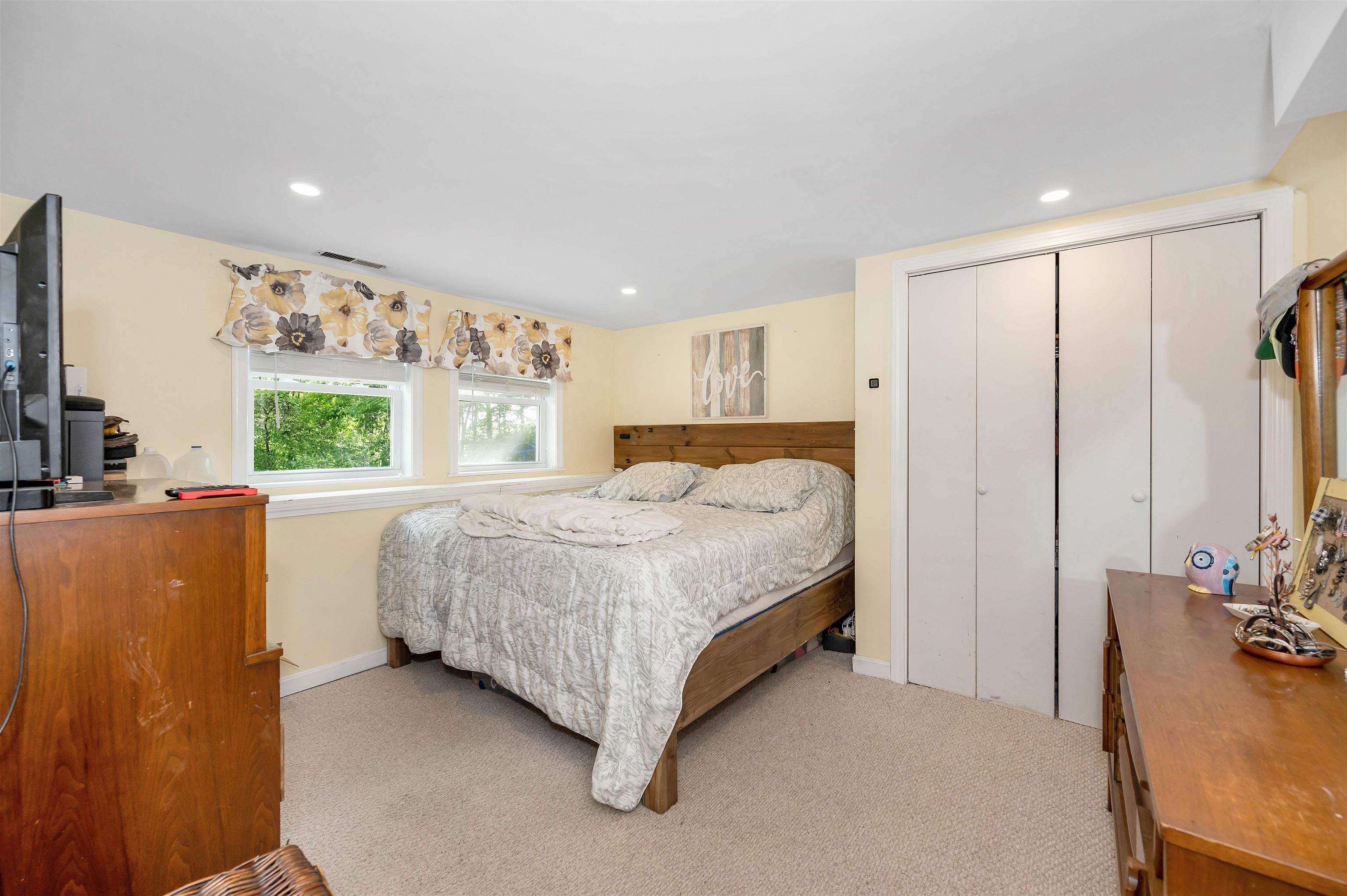 140 Bush Hill Road, Unit A Hudson, NH 03051 - Photo 12 of 14 Gallery Image 12