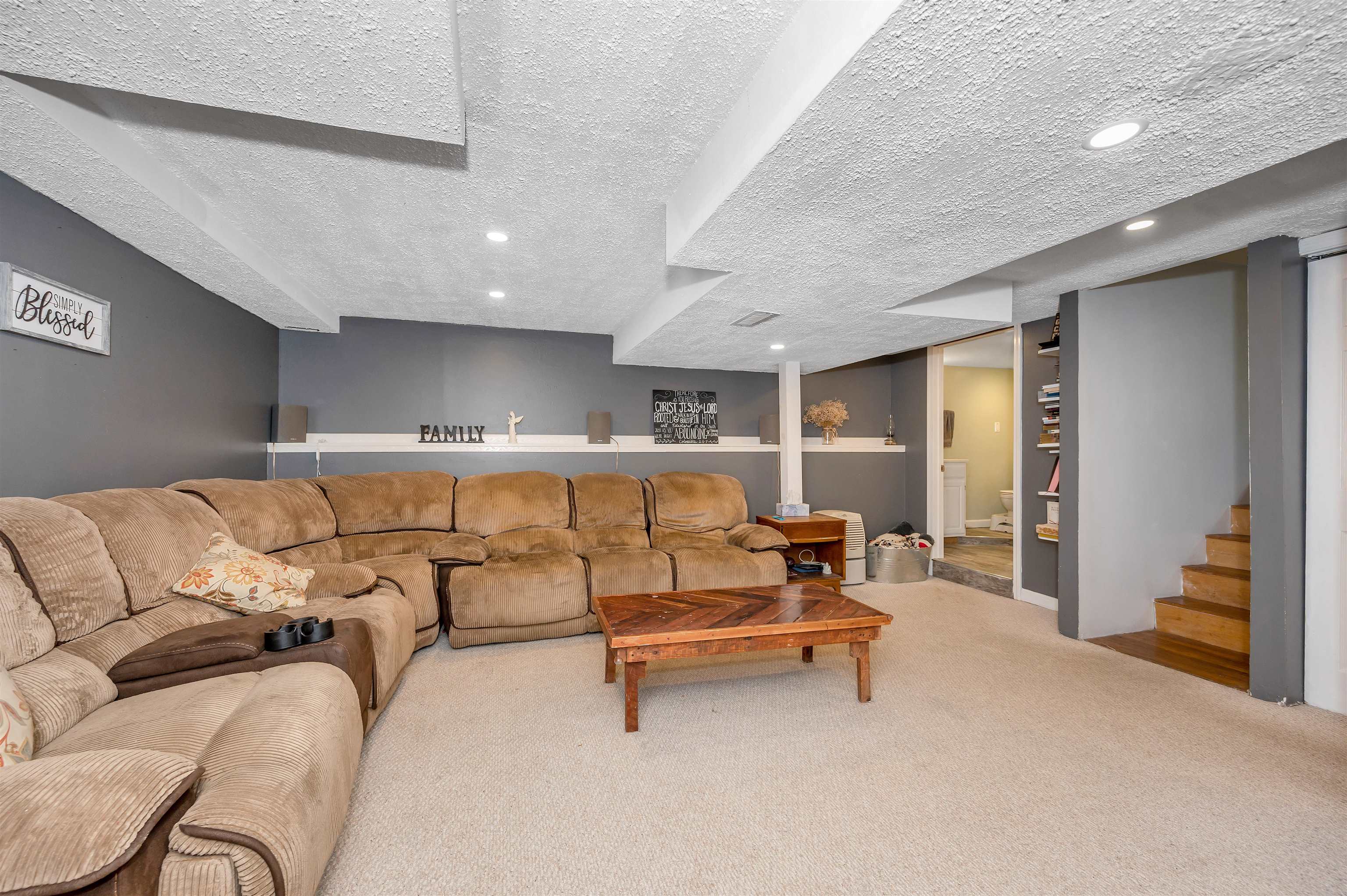 140 Bush Hill Road, Unit A Hudson, NH 03051 - Photo 10 of 14 Gallery Image 10