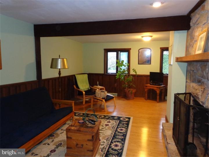 5885 Emmaus Road Emmaus, PA 18049 - Photo 2 of 24 Gallery Image 2