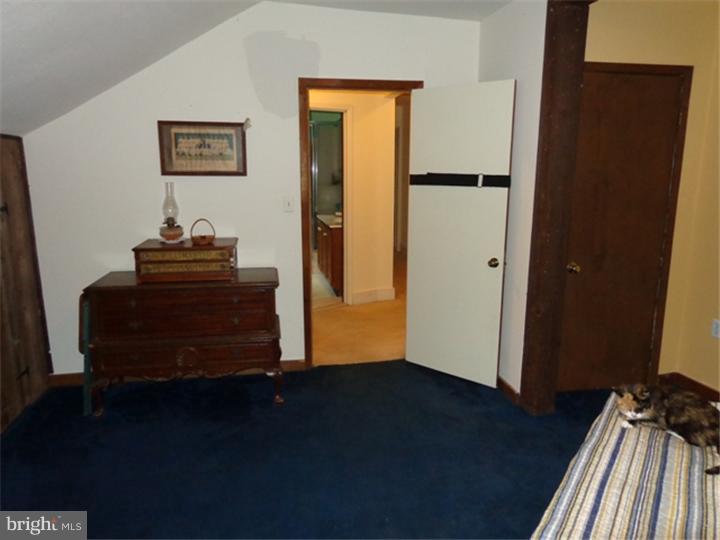 5885 Emmaus Road Emmaus, PA 18049 - Photo 19 of 24 Gallery Image 19