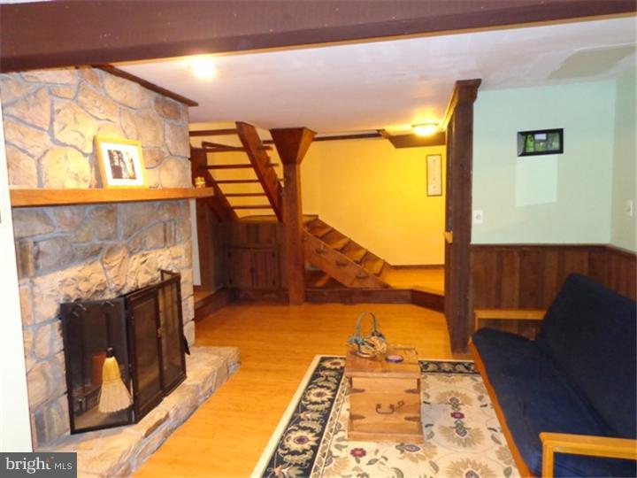 5885 Emmaus Road Emmaus, PA 18049 - Photo 5 of 24 Gallery Image 5