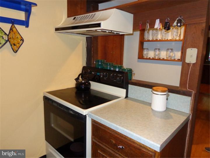 5885 Emmaus Road Emmaus, PA 18049 - Photo 10 of 24 Gallery Image 10