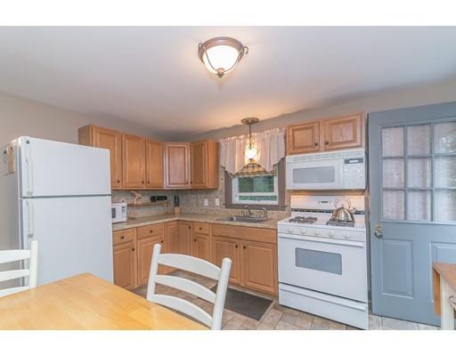 5 Bridle Road Billerica, MA 01821 - Photo 5 of 21 Gallery Image 5