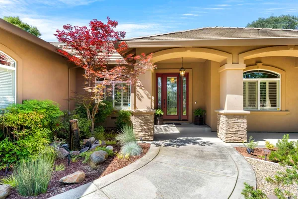 $900,000 | 9845 Spyglass Circle, Auburn, CA 95602