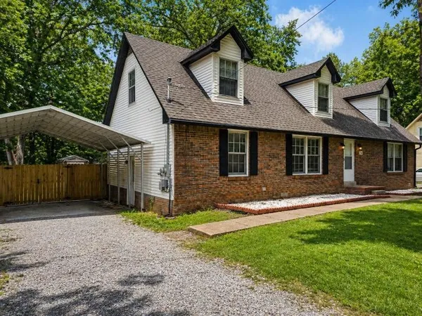 $1,895 | 125 Mossland Drive, Clarksville, TN 37042