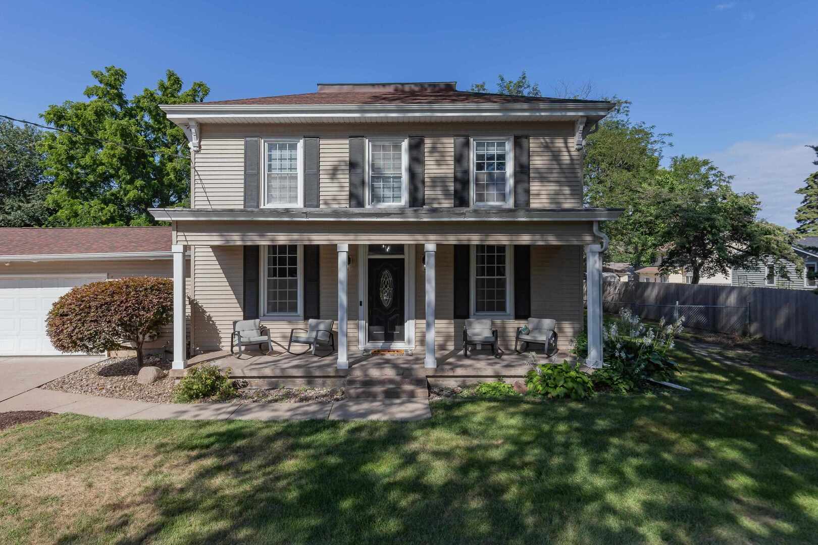4230 Jersey Ridge Road Davenport, IA 52807 - Photo 2 of 41 Gallery Image 2