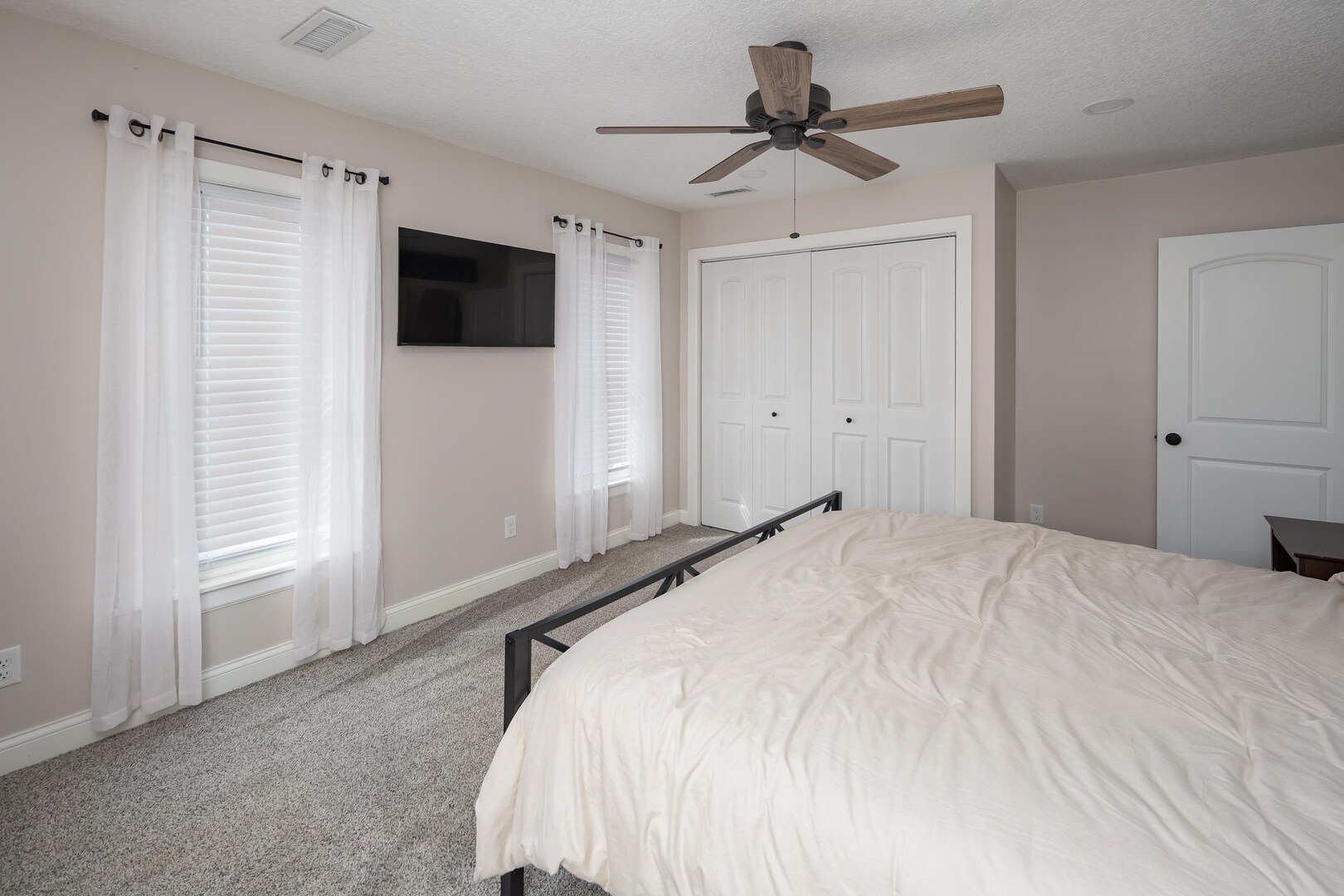 4230 Jersey Ridge Road Davenport, IA 52807 - Photo 36 of 41 Gallery Image 36