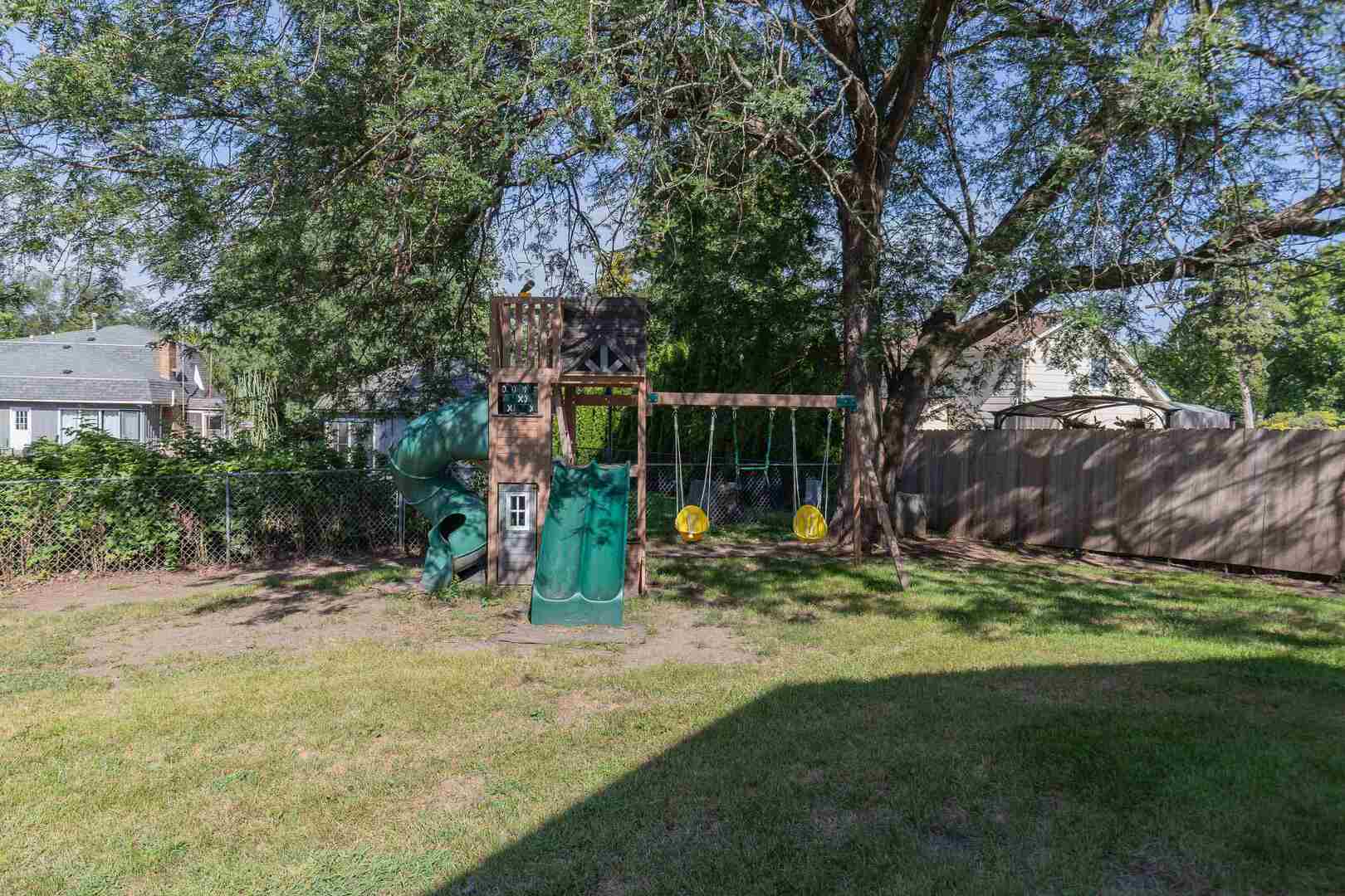 4230 Jersey Ridge Road Davenport, IA 52807 - Photo 6 of 41 Gallery Image 6