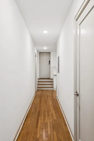 $3,395 | 531 Hinman Avenue, Unit A0, Evanston, IL 60202