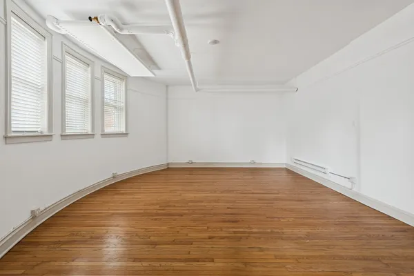 $3,395 | 531 Hinman Avenue, Unit A0, Evanston, IL 60202