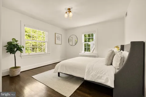 $2,000,000 | 7104 Beechwood Drive, Chevy Chase, MD 20815
