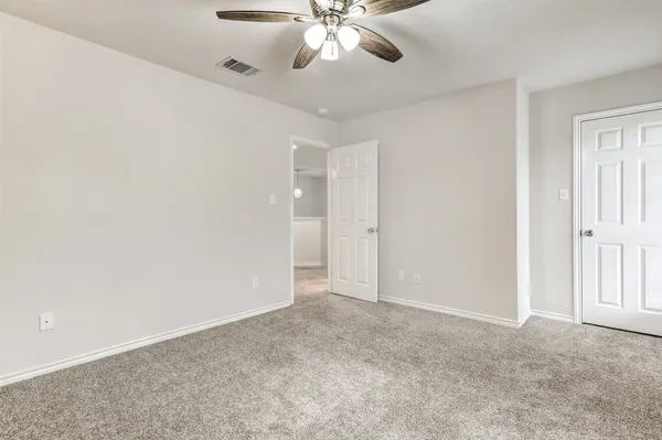 $2,550 | 13220 Darwin Lane, Austin, TX 78729