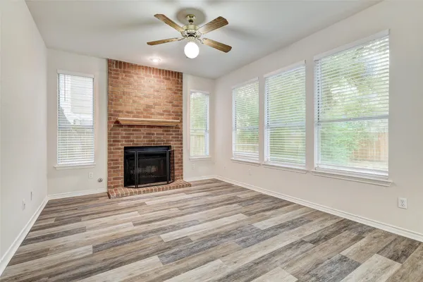 $2,550 | 13220 Darwin Lane, Austin, TX 78729