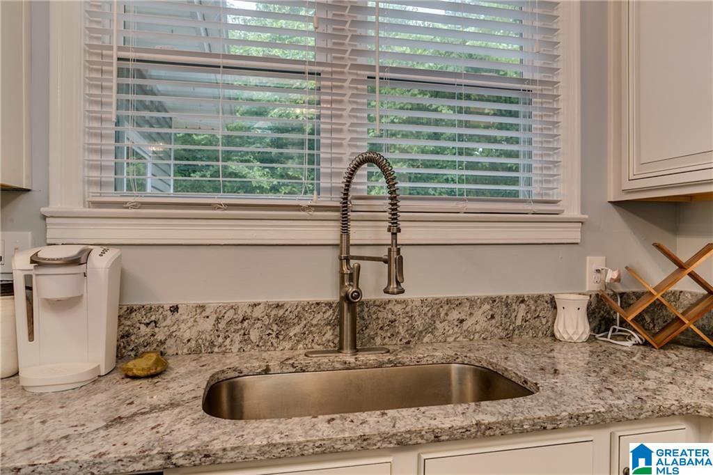 2726 Loop Road Tuscaloosa, AL 35404 - Photo 10 of 30