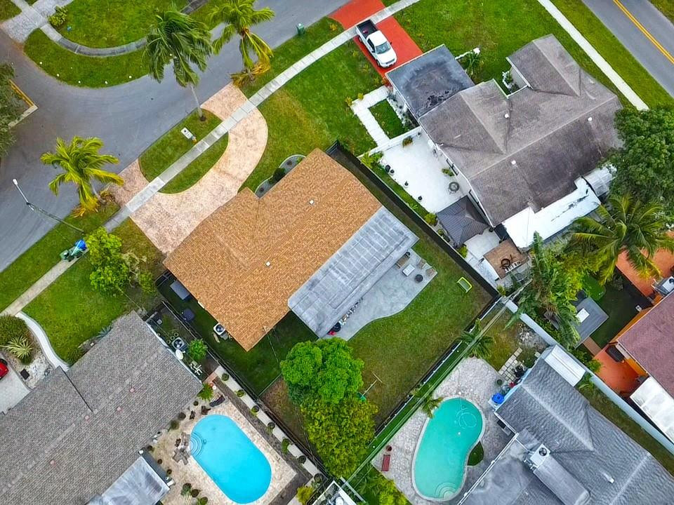 300 Southwest 65th Way Pembroke Pines, FL 33023 - Photo 30 of 35 an aerial view of a house