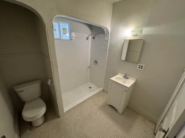 $650 | 1903 16th Street, Unit A, Lubbock, TX 79401