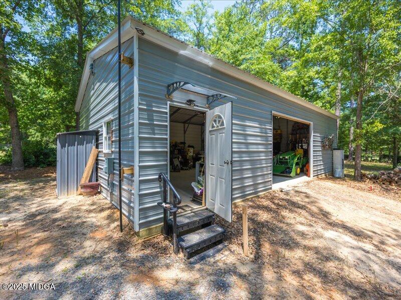 108 Lake Ridge Drive Macon, GA 31220 - Photo 41 of 59 45-5W7A7147