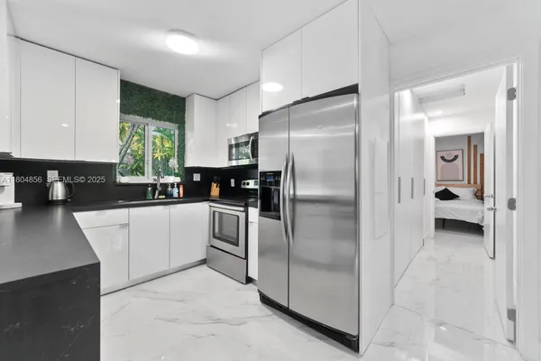 $10,500 | 1631 North 29th Court, Hollywood, FL 33020