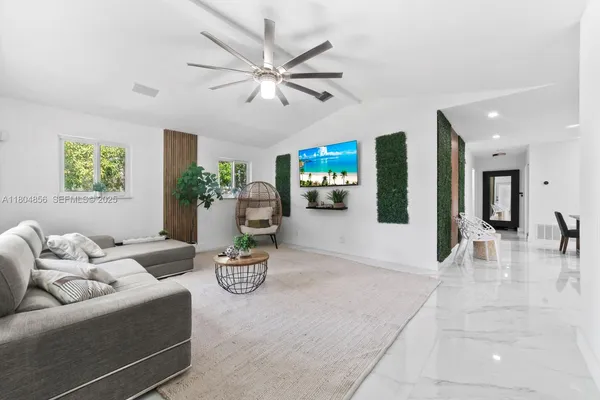 $10,500 | 1631 North 29th Court, Hollywood, FL 33020