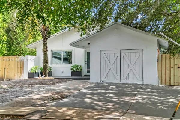 $10,500 | 1631 North 29th Court, Hollywood, FL 33020