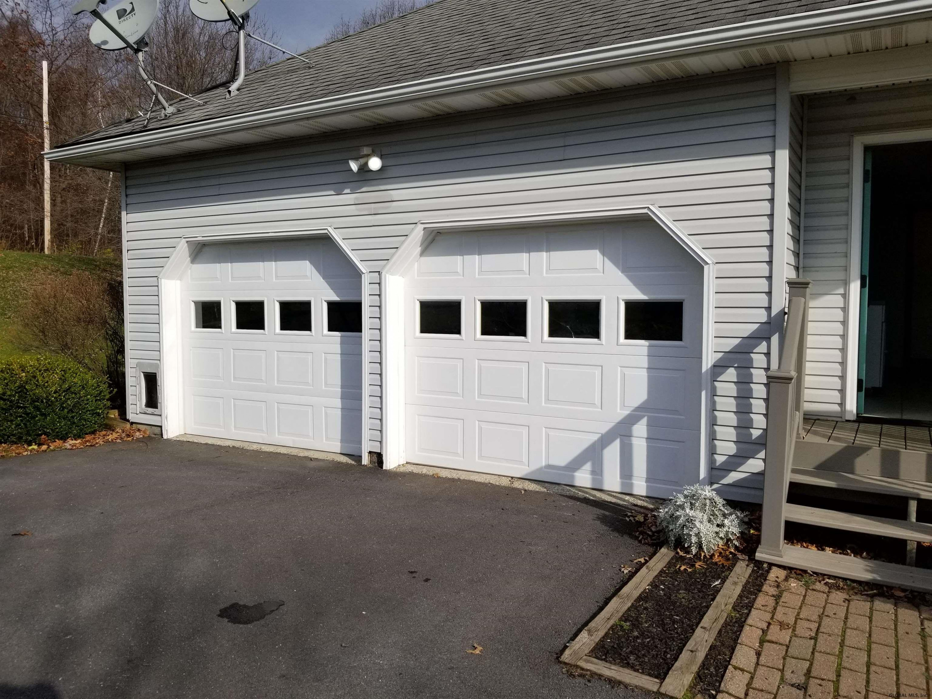 240 Beechwood Road Hoosick, NY 12090 - Photo 4 of 67 Photo 4