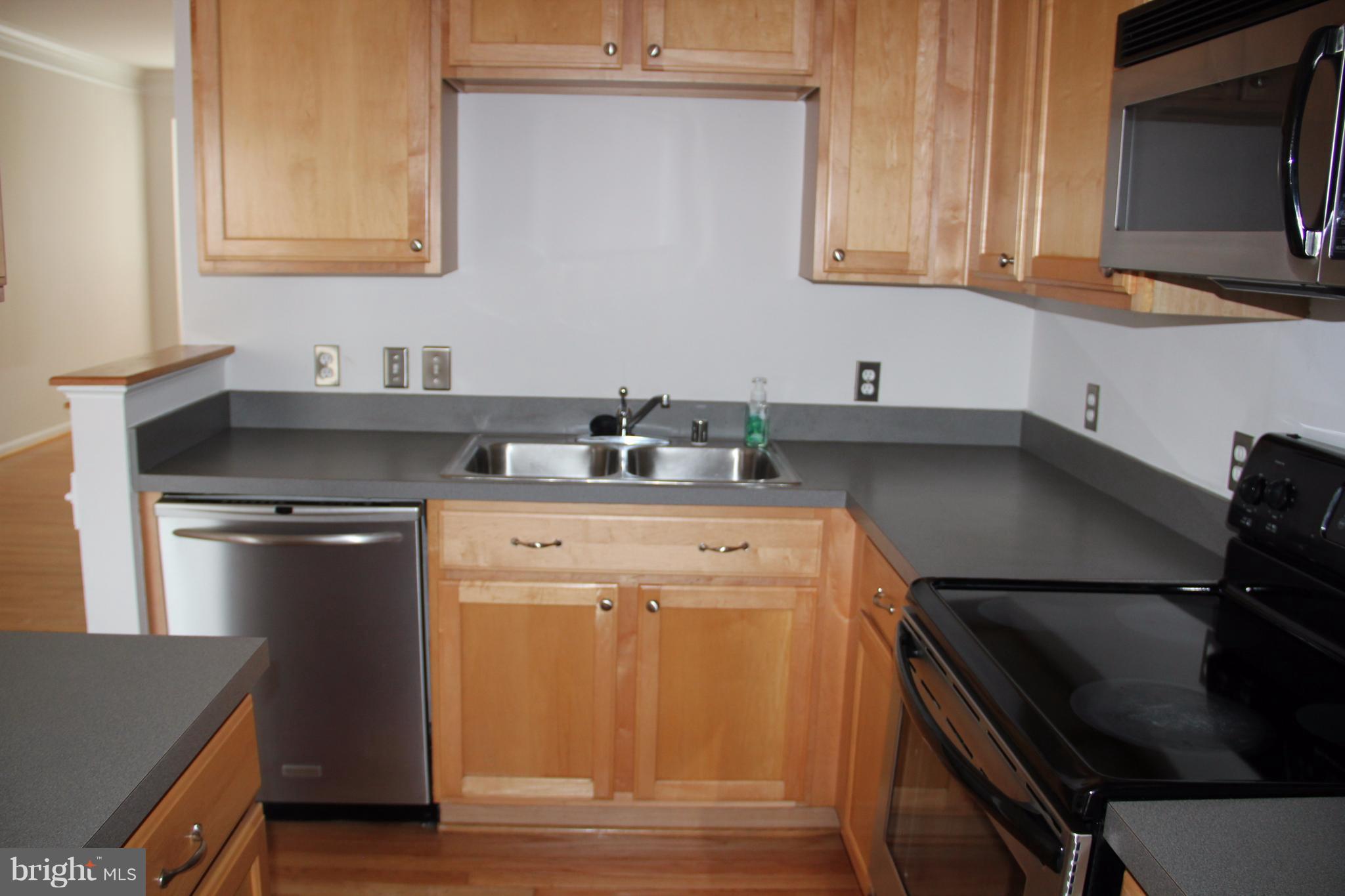 671 Hunting Fields Road Baltimore, MD 21220 - Photo 17 of 30 Kitchen