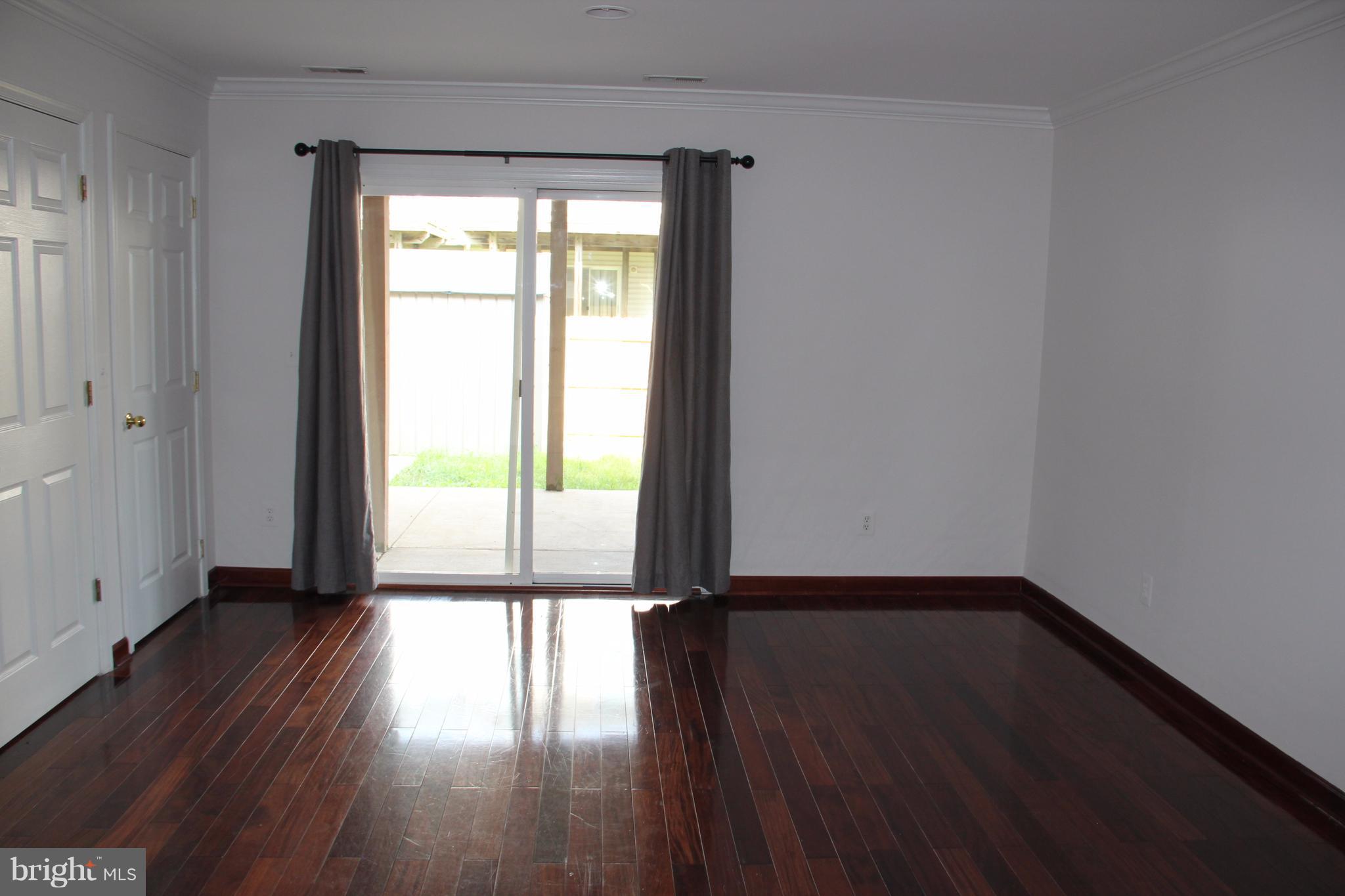 671 Hunting Fields Road Baltimore, MD 21220 - Photo 25 of 30 Family Room