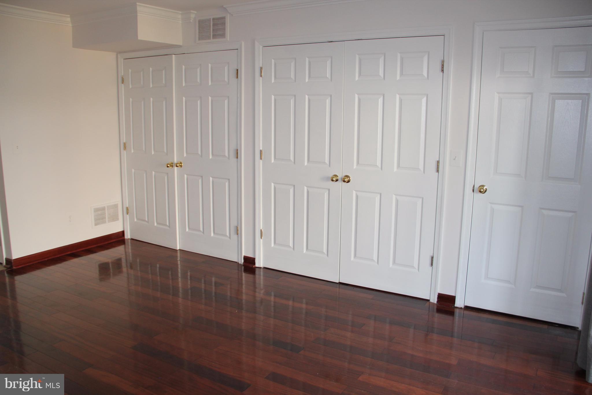 671 Hunting Fields Road Baltimore, MD 21220 - Photo 26 of 30 Family Room