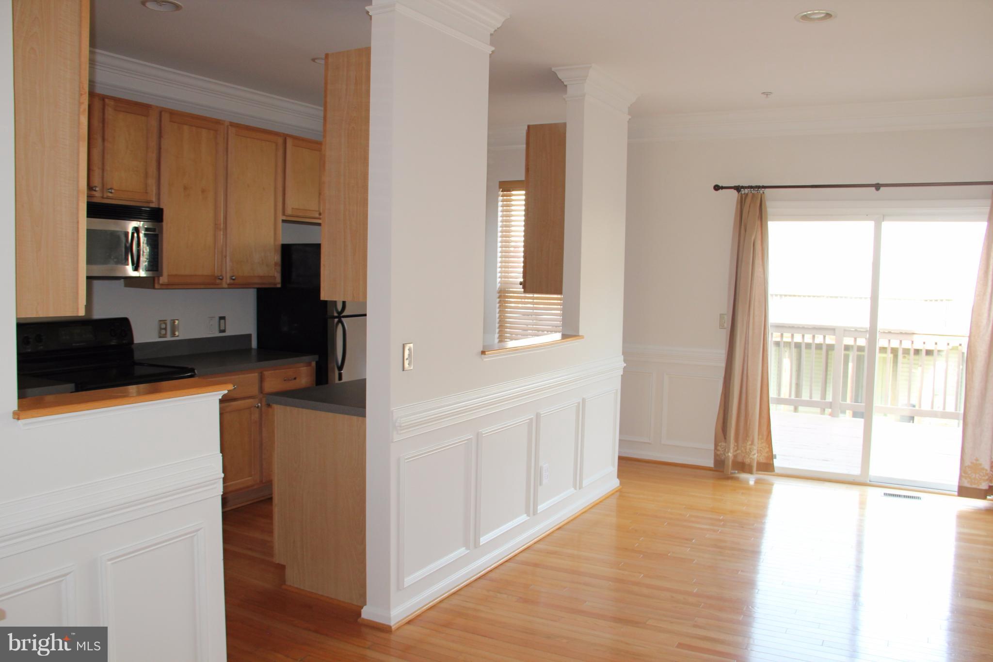 671 Hunting Fields Road Baltimore, MD 21220 - Photo 10 of 30 Dining Room
