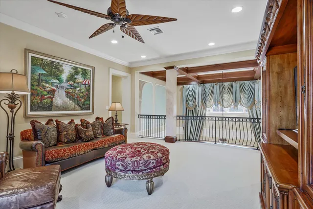 a view of a yard with palm tree