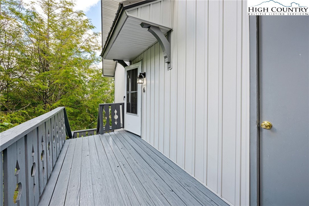 105 North Pinnacle Ridge Road, Unit 6 Beech Mountain, NC 28604 - Photo 2 of 46