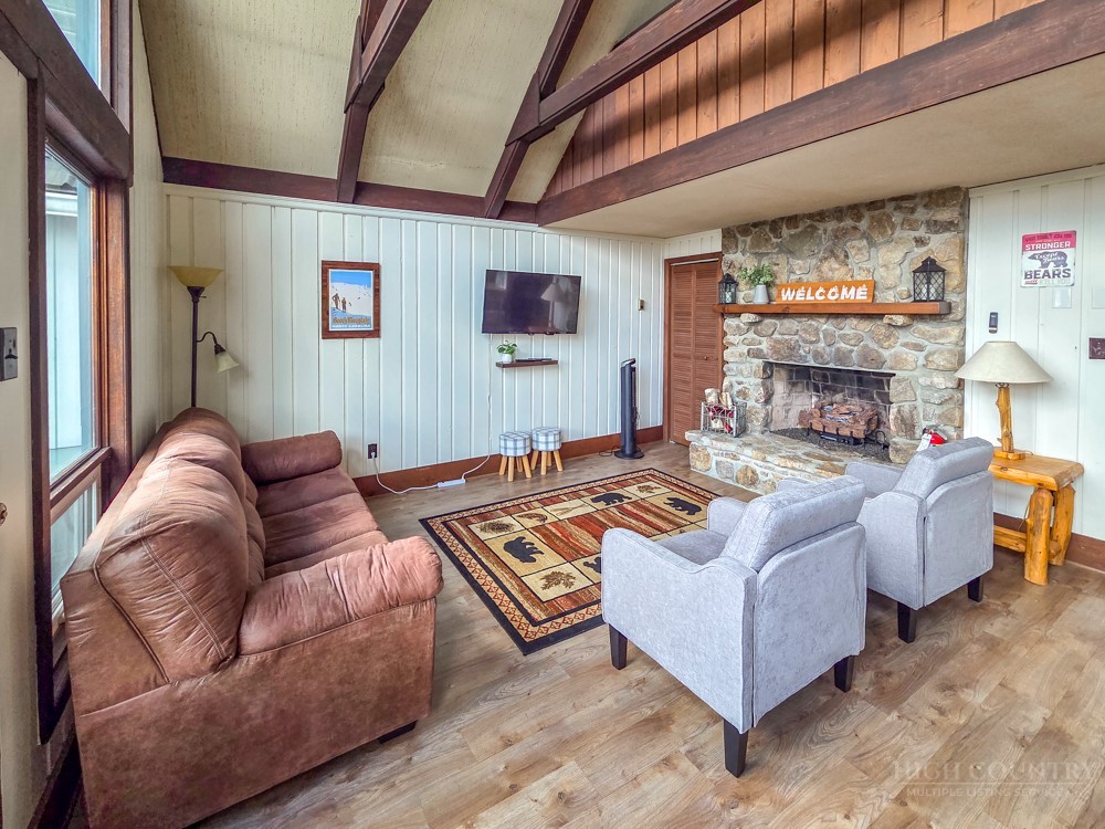 105 North Pinnacle Ridge Road, Unit 6 Beech Mountain, NC 28604 - Photo 8 of 46