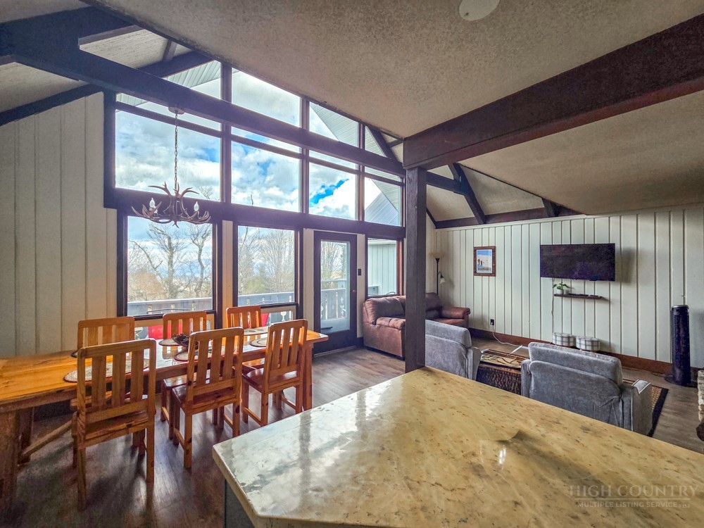 105 North Pinnacle Ridge Road, Unit 6 Beech Mountain, NC 28604 - Photo 10 of 46