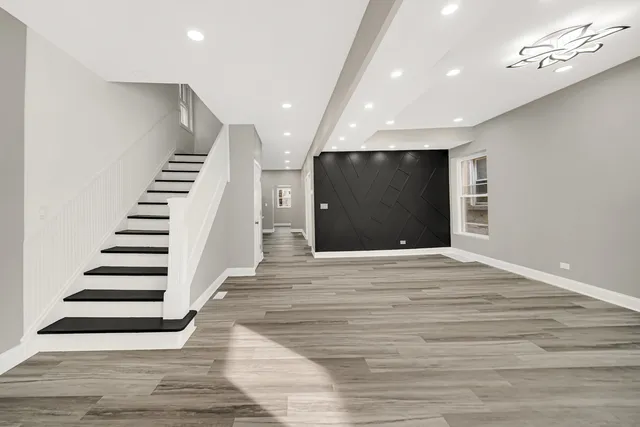 $400,000 | 4216 West West End Avenue, Chicago, IL 60624