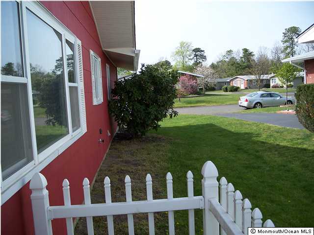 30 Masters Road Brick, NJ 08724 - Photo 1 of 3 Primary Photo