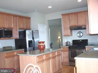 304 Jamestown Road Beverly, NJ 08010 - Photo 2 of 2