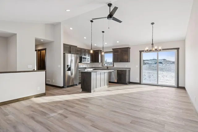 $342,900 | 492 Coyote Way, New Richmond, WI 54017