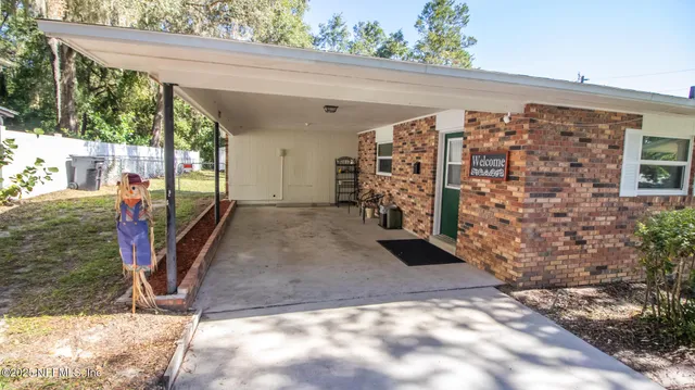 $260,000 | 150 Fairway Drive Southwest, Keystone Heights, FL 32656