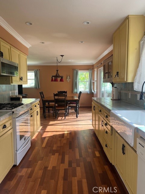 10905 Escondido Road Atascadero, CA 93422 - Photo 12 of 24