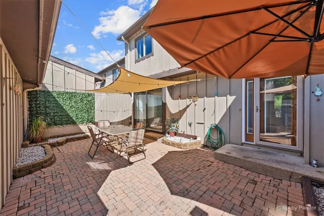 a view of outdoor space yard deck and patio