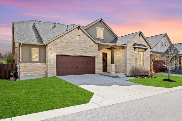 $3,100 | 132 Village Oak Drive, Austin, TX 78737
