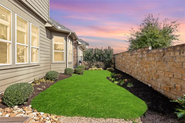 $3,100 | 132 Village Oak Drive, Austin, TX 78737