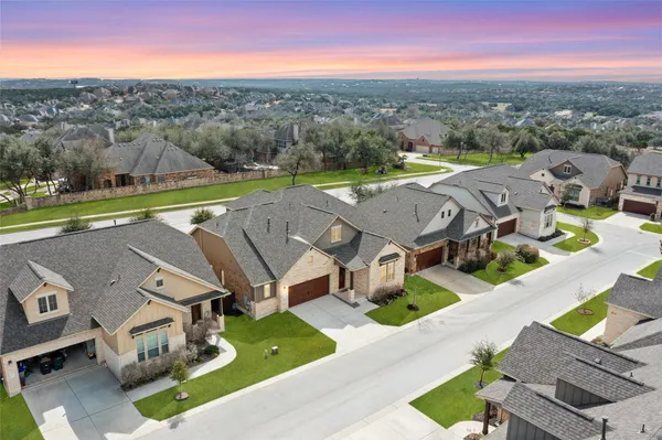 $3,100 | 132 Village Oak Drive, Austin, TX 78737