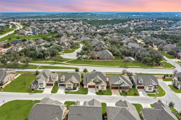 $3,100 | 132 Village Oak Drive, Austin, TX 78737