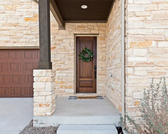 $3,100 | 132 Village Oak Drive, Austin, TX 78737